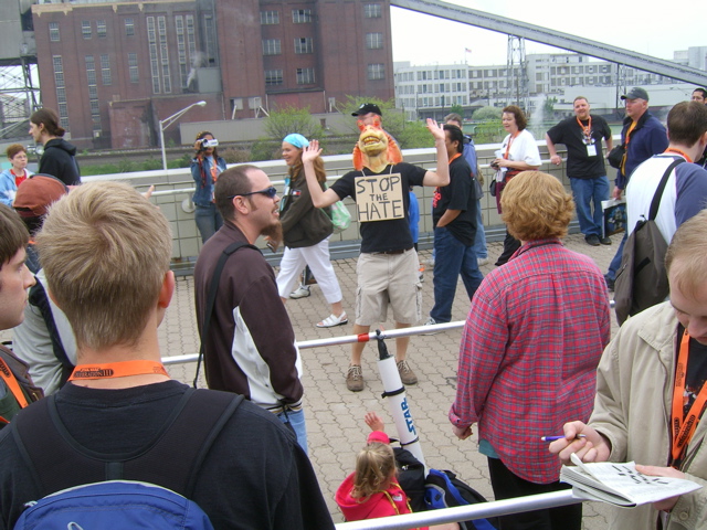 SA700630.JPG